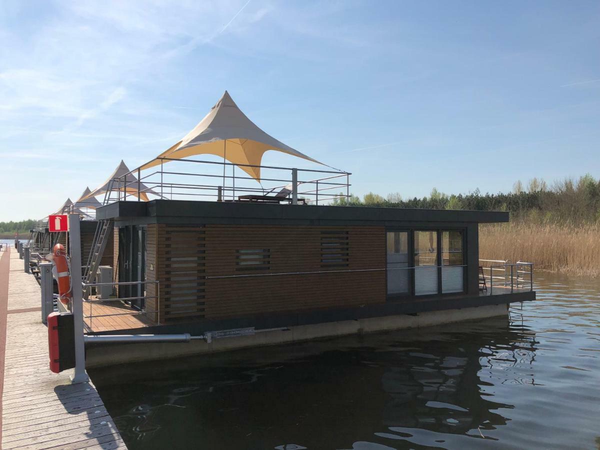 Hausboot Harmonie Hotel Bitterfeld-Wolfen Ngoại thất bức ảnh